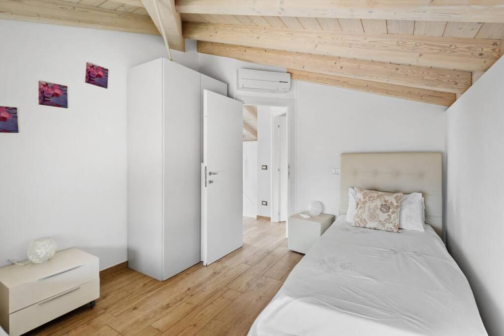 Residenza Simona Διαμέρισμα Mezzegra Εξωτερικό φωτογραφία