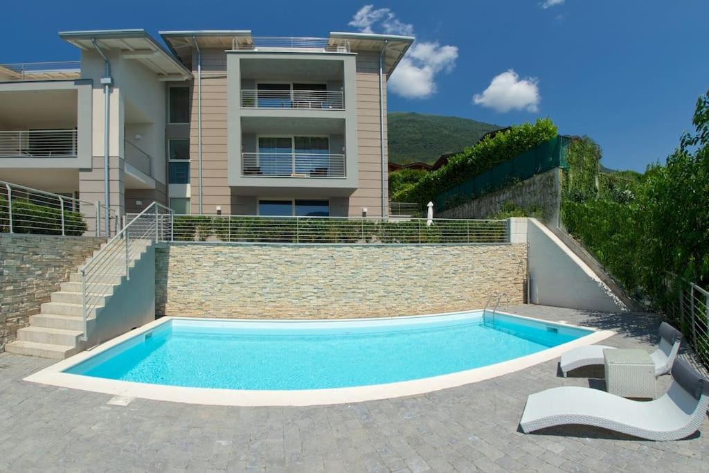 Residenza Simona Διαμέρισμα Mezzegra Εξωτερικό φωτογραφία