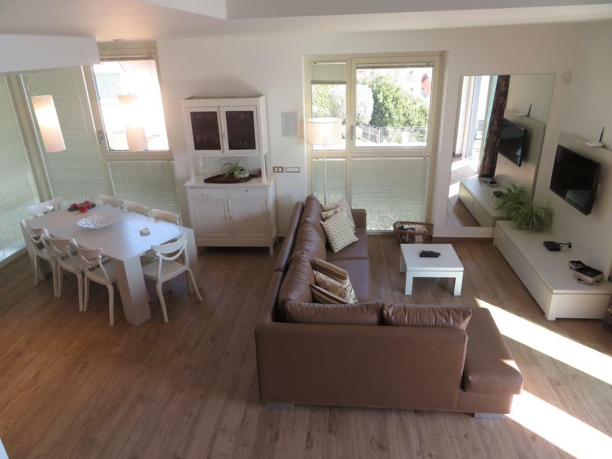 Residenza Simona Διαμέρισμα Mezzegra Εξωτερικό φωτογραφία