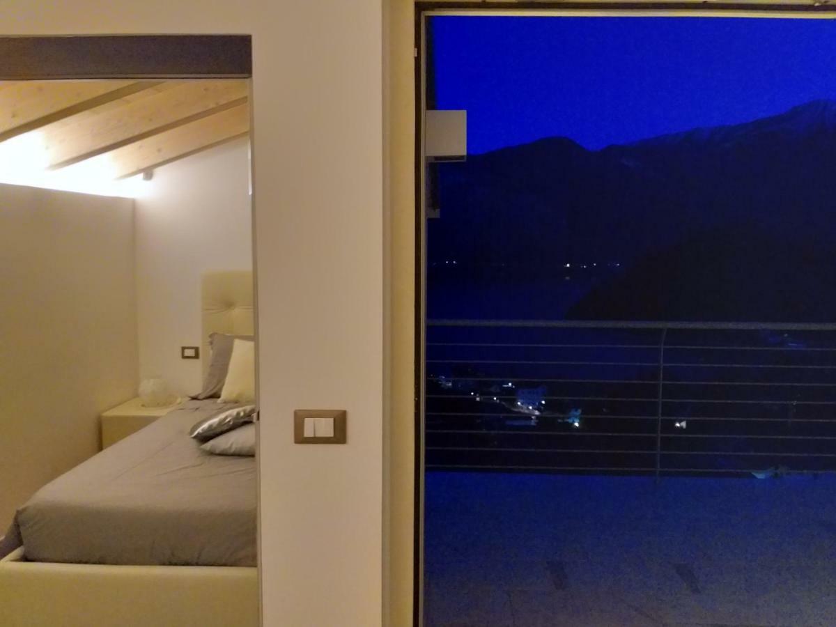 Residenza Simona Διαμέρισμα Mezzegra Εξωτερικό φωτογραφία
